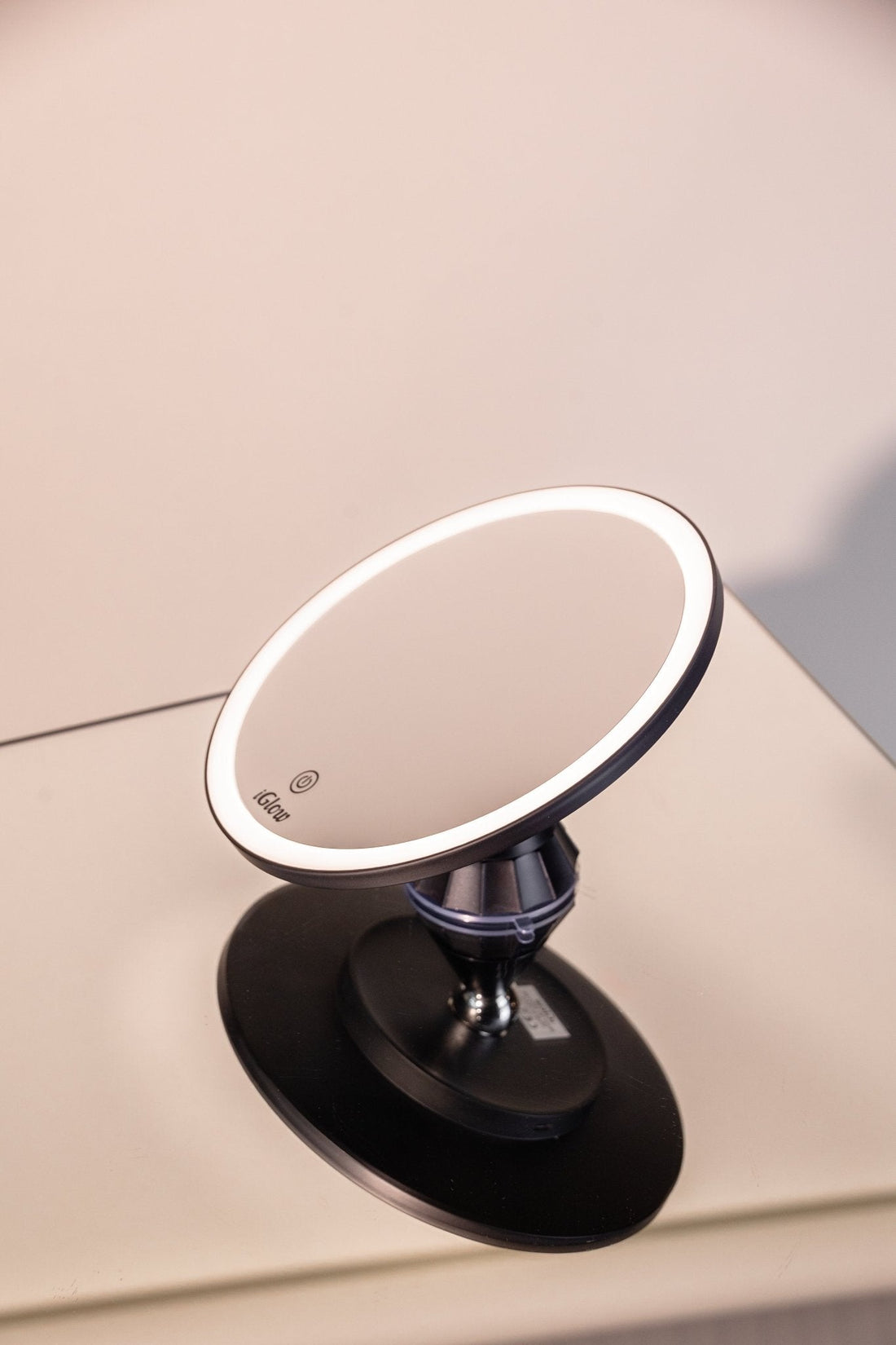Halo Flex - LED Mirror with Suction Cup - iGlow Cosmetics