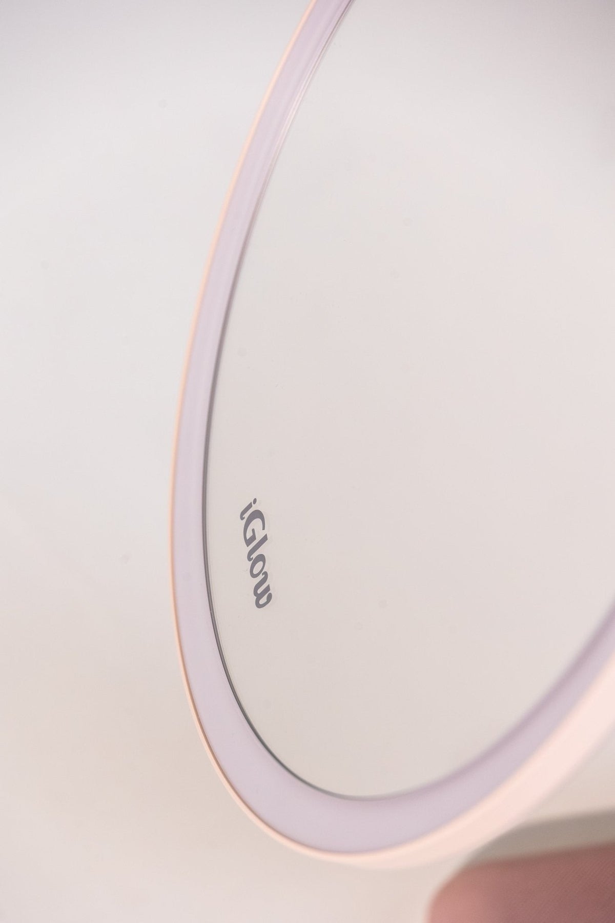 Halo Pro - LED Makeup Mirror - iGlow Cosmetics
